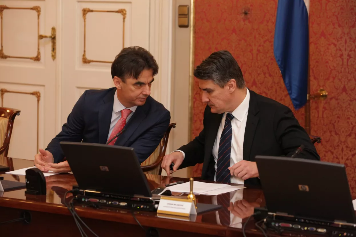 Vlada: Dio dobiti državna poduzeća morat će uplatiti u proračun