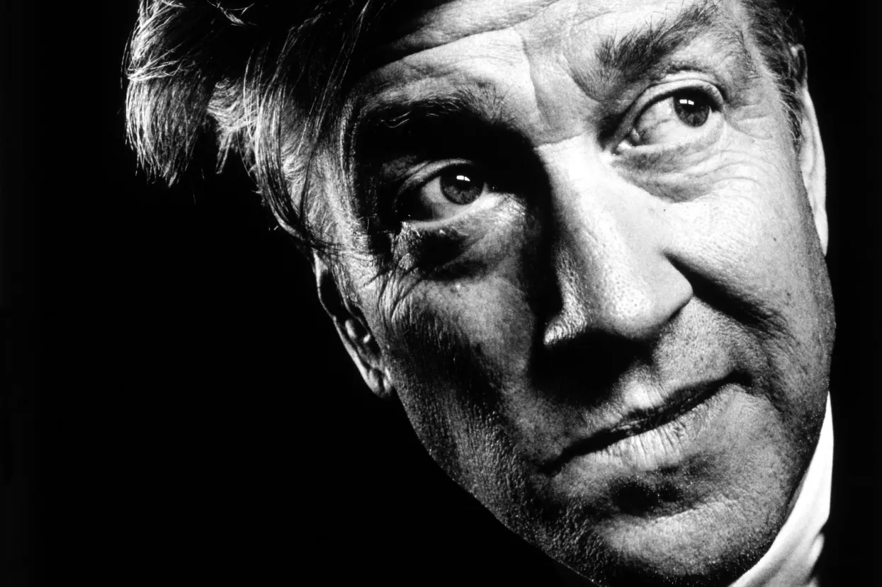 Čuveni redatelj David Lynch dizajnira sportsku odjeću za žene!?