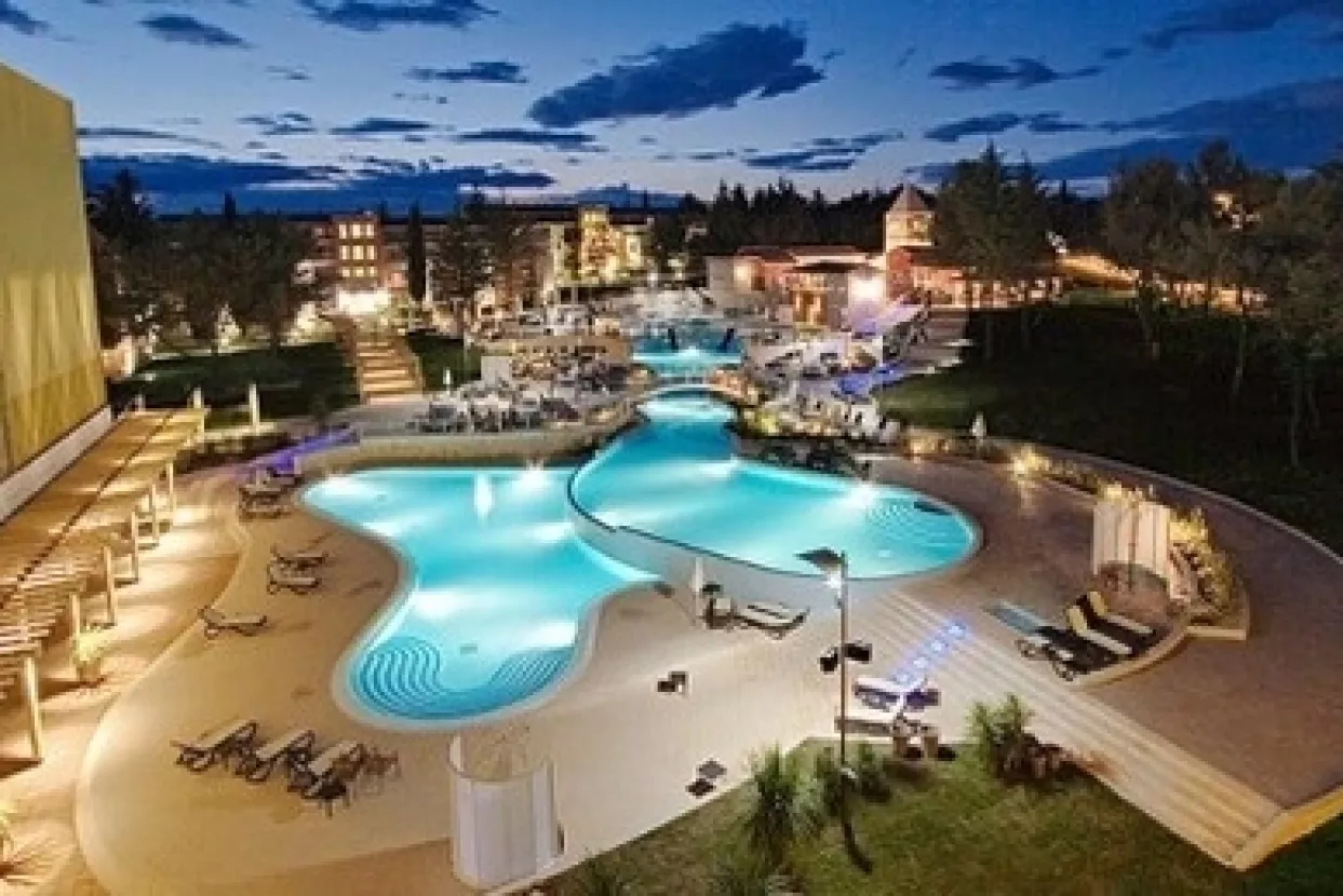 ZABA prodala Istraturist Plavoj laguni za 120,1 milijun eura