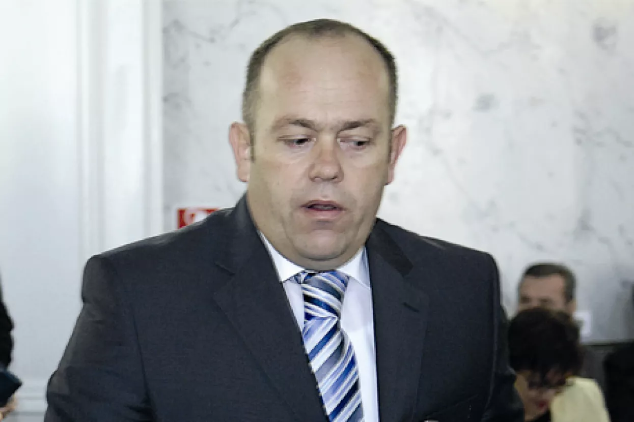 Sada svaki projektant mora dati tri rješenja