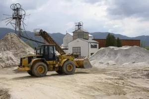 Hrvatska potrošila sto milijuna dolara za uvoz pijeska iz vlastitih rijeka