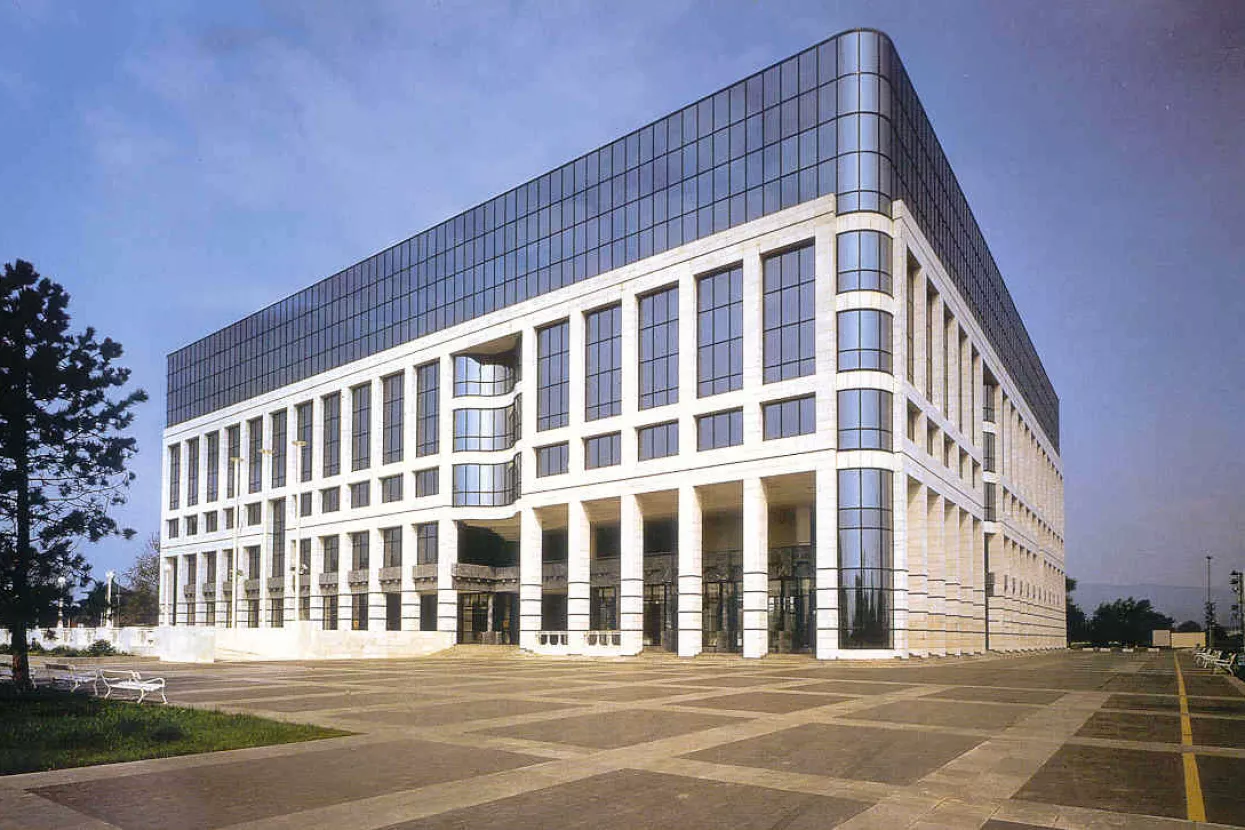 Ina: Iz konteksta su izvučena predviđanja o profitabilnosti