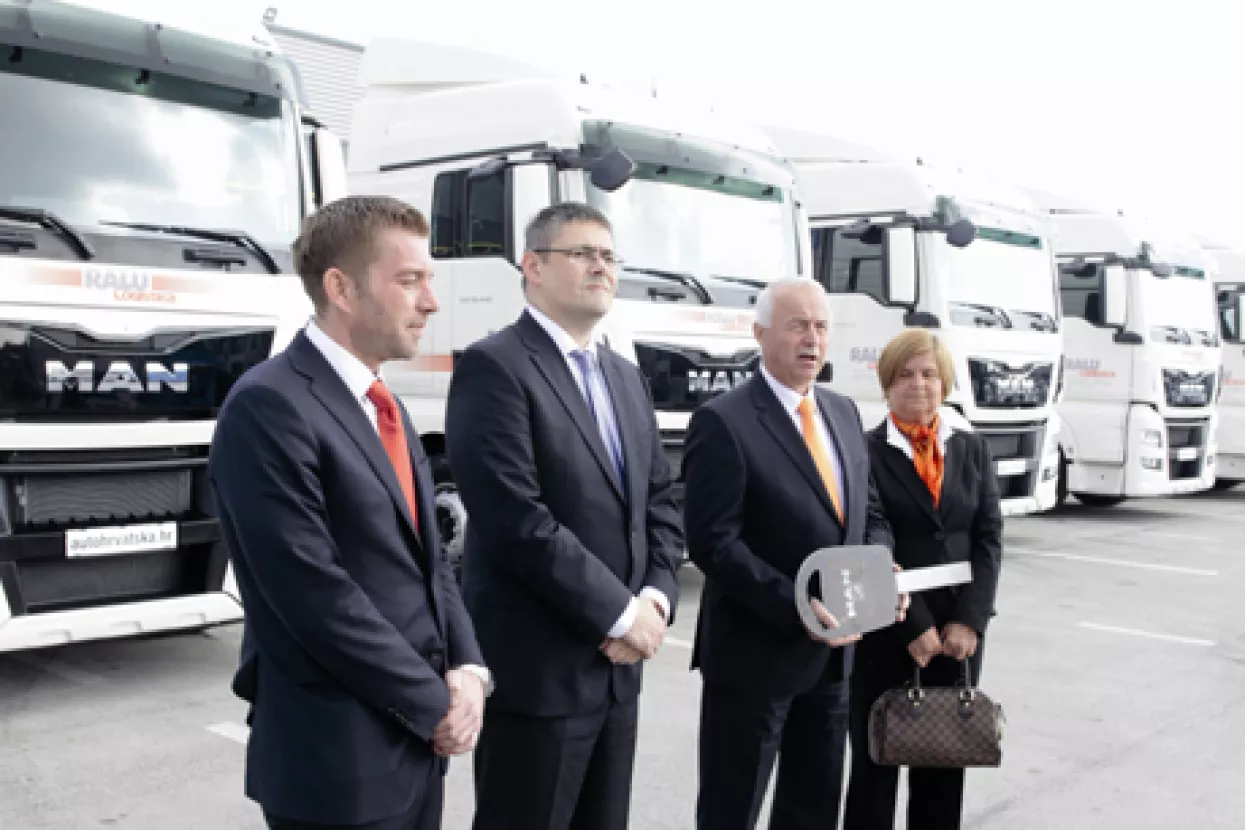 Rajić kupnjom kamiona hvata zalet poput Peveca