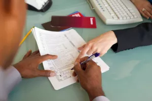 Više od 300 tvrtki ima tajne porezne sporazume s Luksemburgom