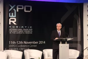 Josipović: Država ne smije biti glavni čimbenik u gospodarskim procesima