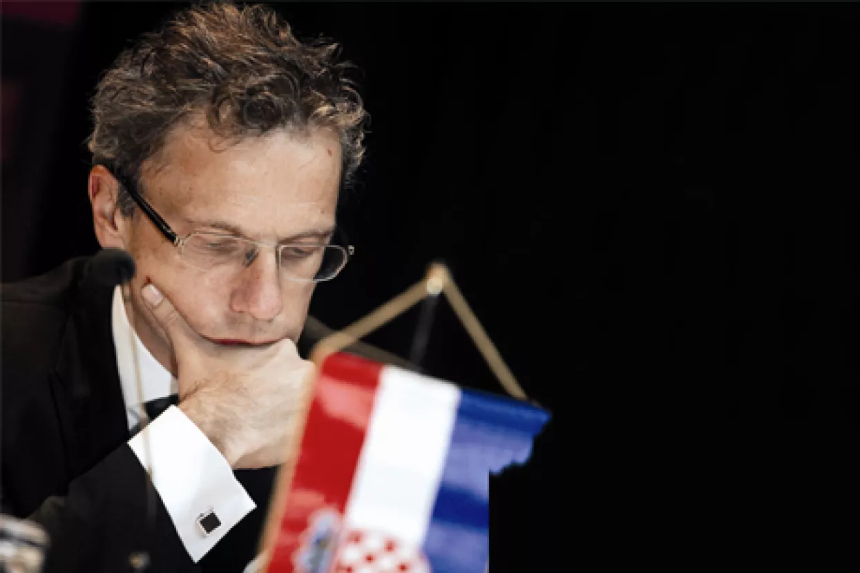 Kako se zaštititi od rasta dolara i pada rublja