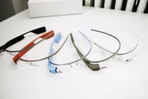 Partnerstvo Googlea i Intela dovest će do poboljšanja Google Glassa