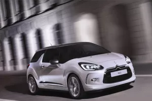 DS 3 Sport Chic BlueHDi 120 BVM6 - Mali dizelaš sa svježe ušminkanim očima