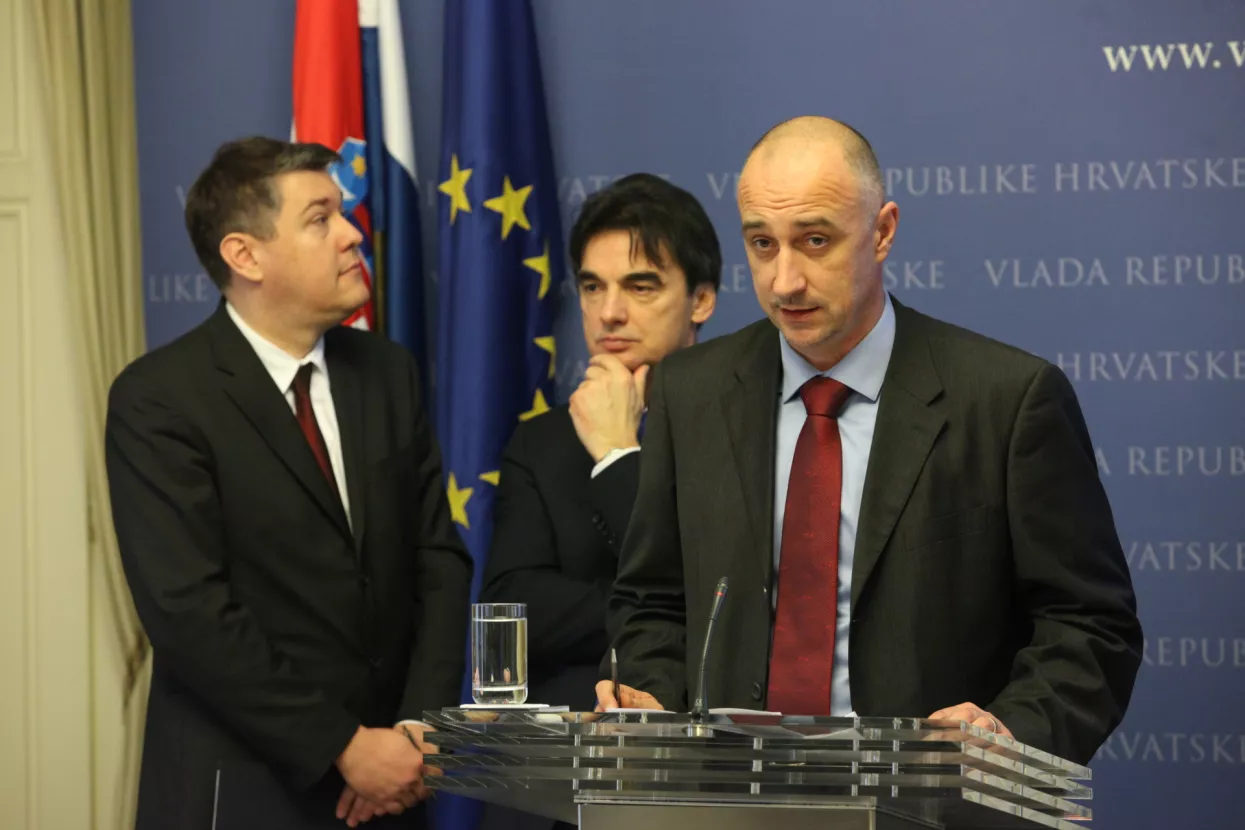 Vrdoljak: Nema odluke o gašenju rafinerije u Sisku