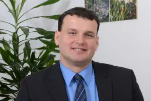 U 2015. sve veća uporaba pametnih telefona za plaćanje u trgovinama