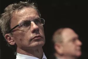 Popušta posljednje sidro - Od početka godine potrošeno čak 500 milijuna eura deviznih rezervi