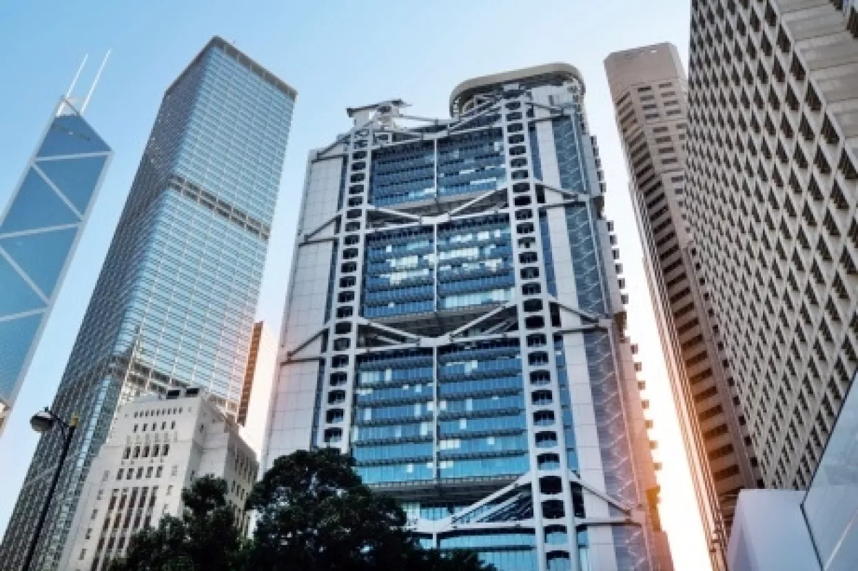 Ruka na srcu, lova u poreznoj oazi