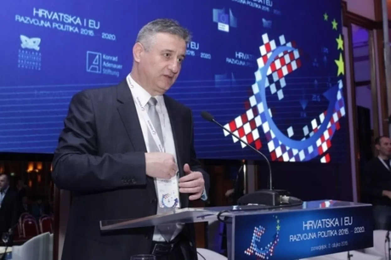 Karamarko između savjetnika Sinna i ‘igrača’ iz publike