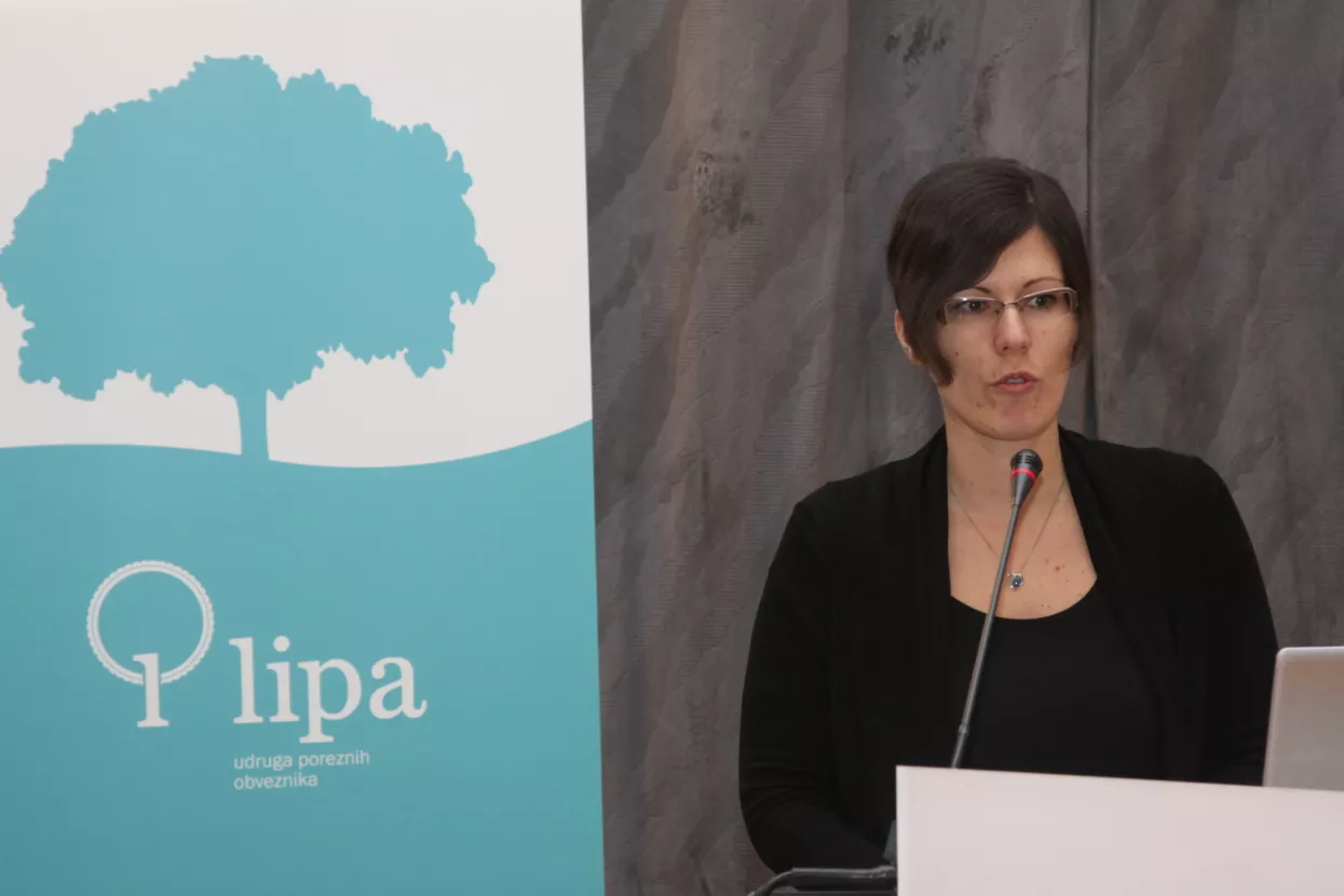 Manje su efikasne, slabije likvidne ali s boljim plaćama od privatnih tvrtki