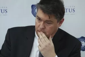 Lalovac: Dužnike u francima izjednačit ćemo s onima u eurima. Bit će i otpisa glavnice