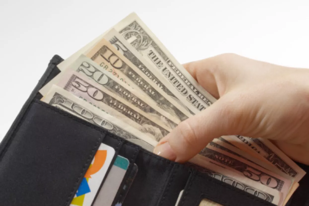 Pet savjeta kako ulagati dok tržištem vlada jak dolar