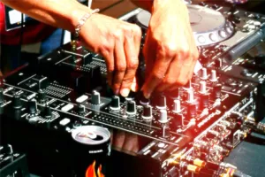 Proglašeni finalisti natjecanja 'burn Residency 2015.'