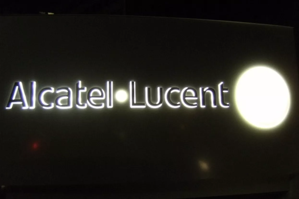Nokia kupuje Alcatel-Lucent u pokušaju da konkurira Ericssonu
