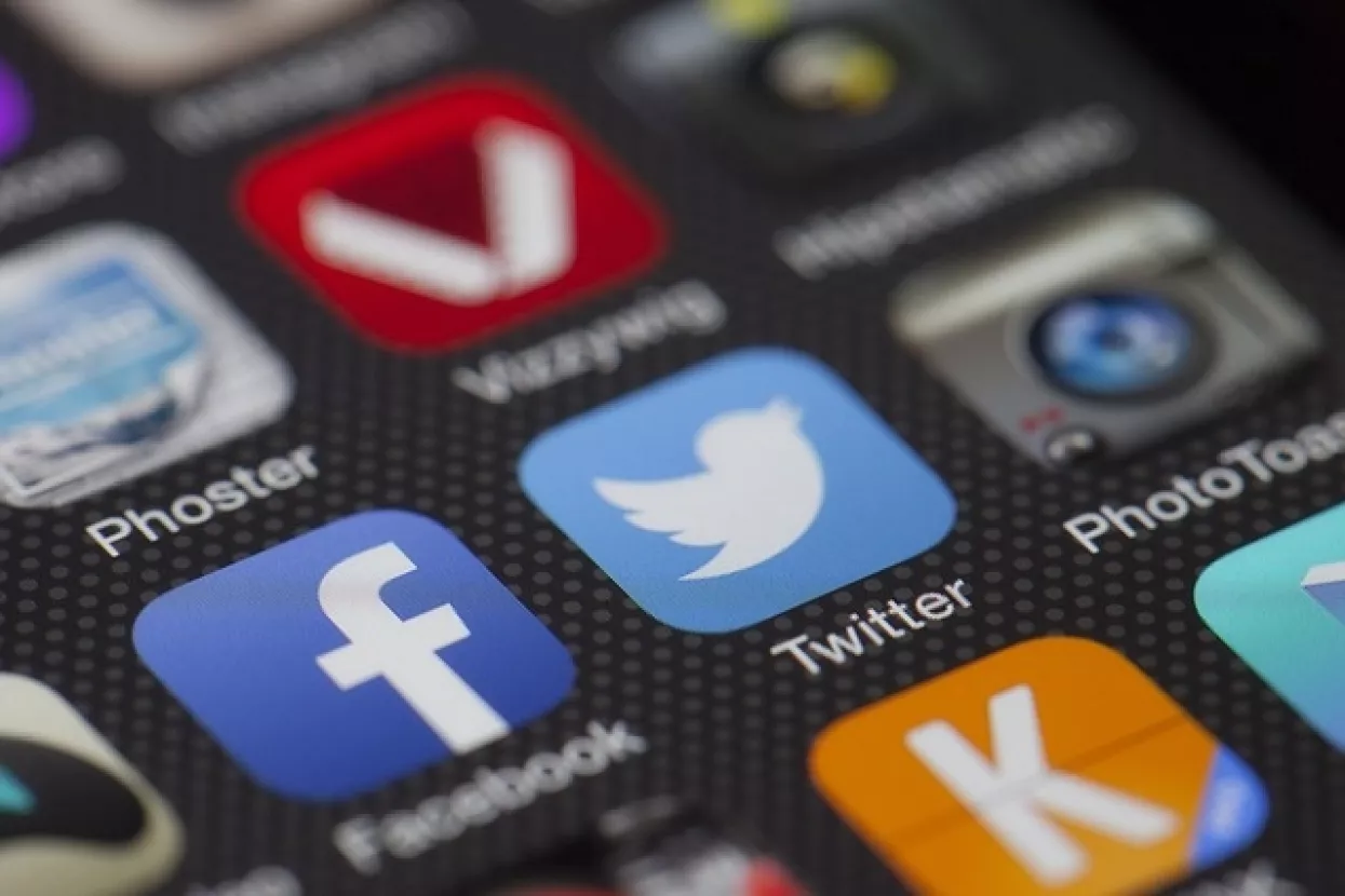Twitter odsad dopu&scaron;ta privatne poruke i korisničkim računima koji se međusobno ne prate