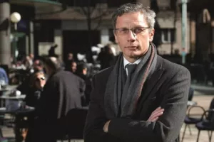 Treba li guverner Vujčić dati ostavku?