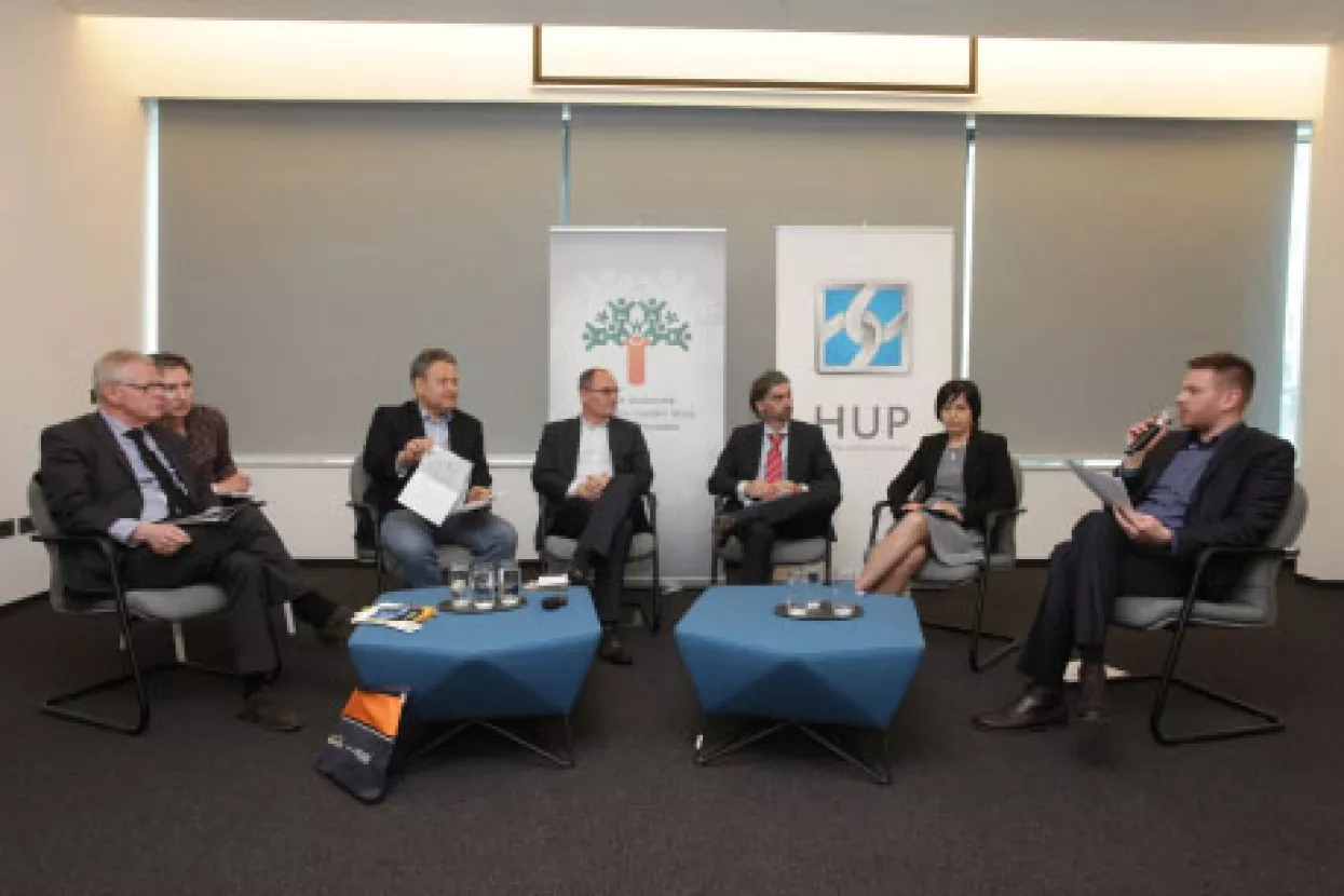 Studenti i poslodavci obvezali se ugovorom o suradnji