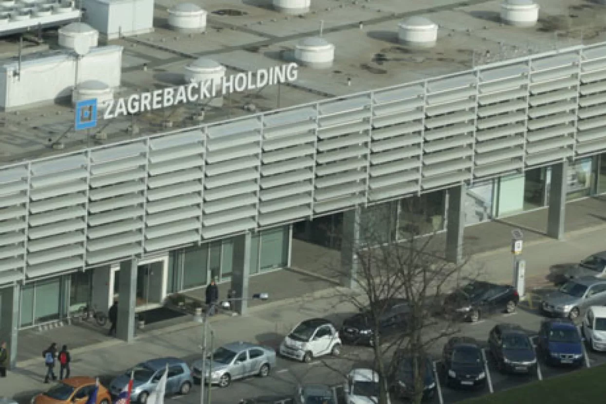 Vodeće tvrtke dijele otkaze i manje plaće