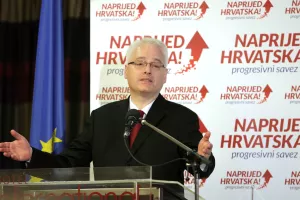 "Naprijed Hrvatska" Ive Josipovića je progresivni savez koji povezuje lijeve i desne