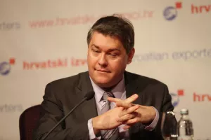 Lalovac rješava problem franka i smanjuje porez na plaće