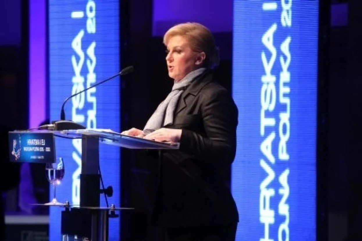 O izvoznim prilikama govore Kolinda Grabar Kitarović, Branko Grčić, Vedran Mornar, Tonino Picula, Zvonimir Mršić...