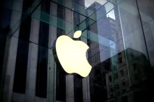 Apple je Fiat Chrysleru preoteo Douga Bettsa &ndash; &scaron;to to znači za industriju samovozećih automobila?