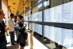 Broj nezaposlenih u godinu danja manji 13 posto