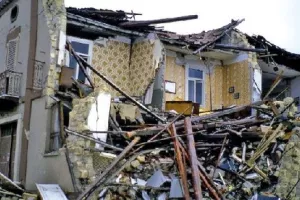 Ljudske i prirodne katastrofe odnijele 37,4 milijarde dolara i čak 18.000 života