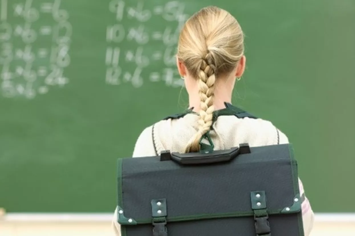 Povratak u &scaron;kolske klupe: Prosječnom je građaninu trenutno od roditeljstva privlačnija &ndash; vazektomija