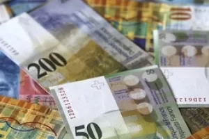 Liderovi čitatelji poručuju Vladi da rastereti poduzetnike kredita u 'švicarcima'