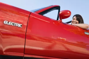 Država sufinancira do 40 posto vrijednosti za kupnju električnih i hibridnih vozila