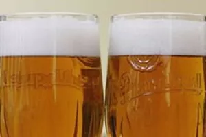 Preuzimanje od 106 milijardi dolara stvorit će tvrtku vrijednu 275 milijardi dolara s 400 brendova