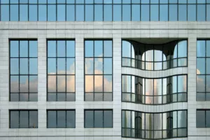 Osnažena INA  nastavlja rasti