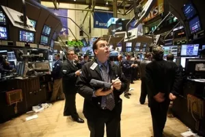 Anemični pokazatelji iz kineskog gospodarstva srušili cijene dionica na Wall Streetu