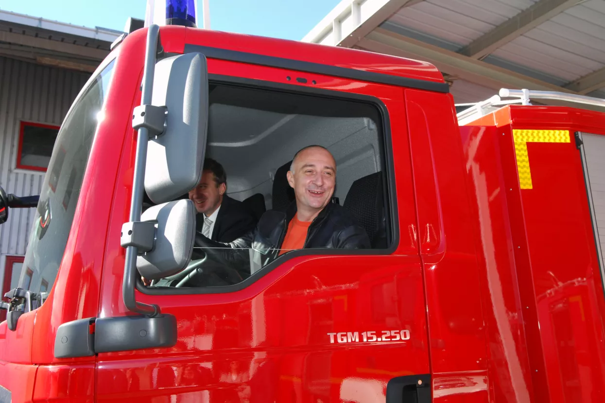 Ozaljski Flammifer isporučio 12 cisterni za robne zalihe