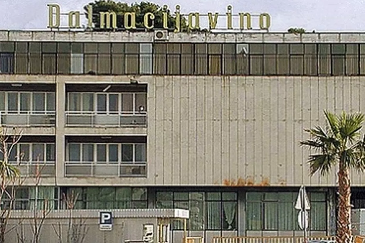 Zatvara se Dalmacijavino - vinarija seli u Drni&scaron;, Pipi u Grude, a radnici na burzu