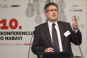 Šundov:   Direktori, prilagodite se promjenama ili ćete nestati