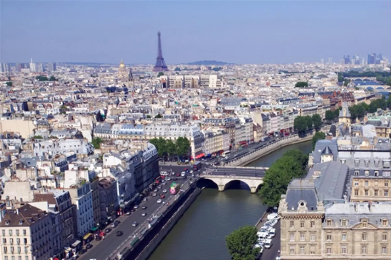 Niti posebni popusti ne privlače turiste u Pariz jer sigurnost je najbitnija. A ona je trenutno 'pogubna'