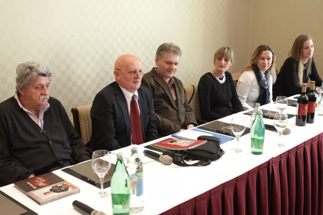 Zlatna vina iz Bergama posebna atrakcija manifestacije VINOcom