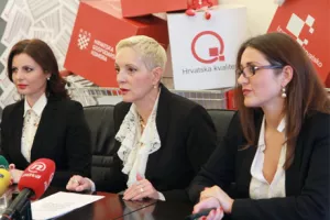 Znate li koliko ćete potrošiti za blagdane? HGK zna