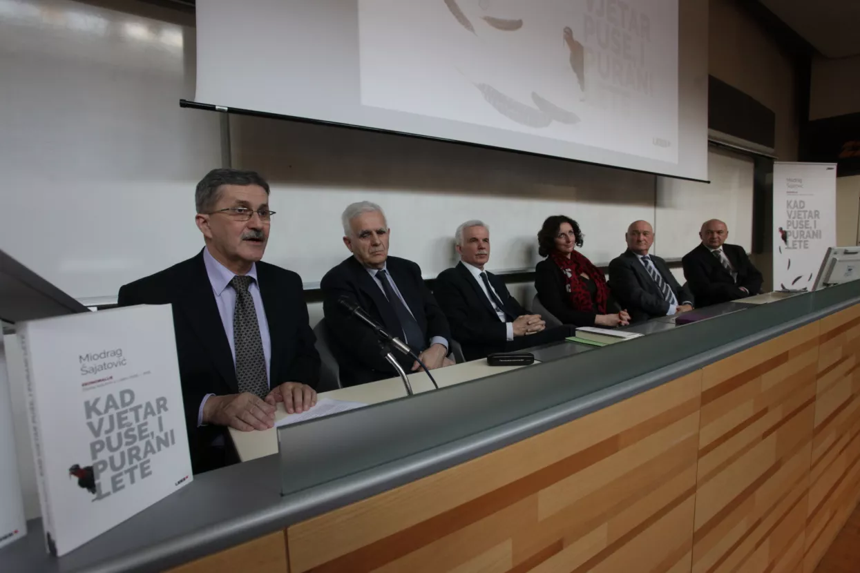 Odmjeren i beskompromisan dokument burnog desetljeća krize bez rješenja