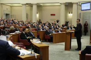 Analitičari oprezni u vezi ciljeva o BDP-u i javnom dugu