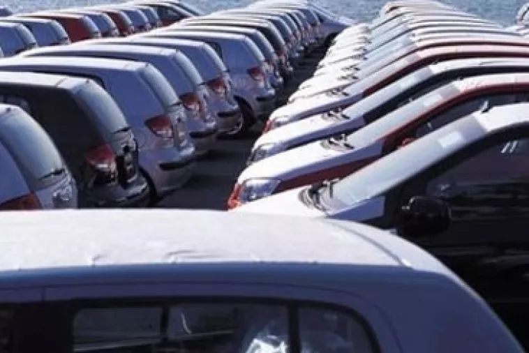 Raste prodaja vozila, ali na cestama sve više rabljenih automobila