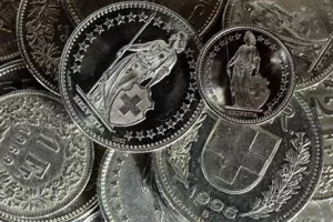 Dužnici u francima kojima je banka otkazala kredit imaju pravo na konverziju tog kredita