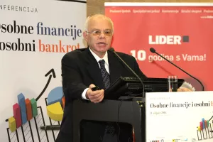 Santini: Država je šutjela umjesto da pripremi građane za socijalne rizike