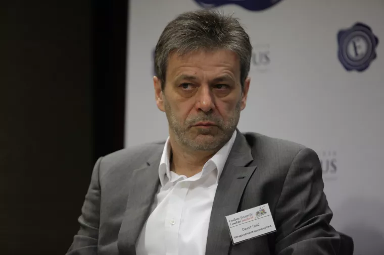 Huić: Država se uplela u privatnost građana u slučaju ’švicarac’ i to će završiti katastrofom za porezne obveznike